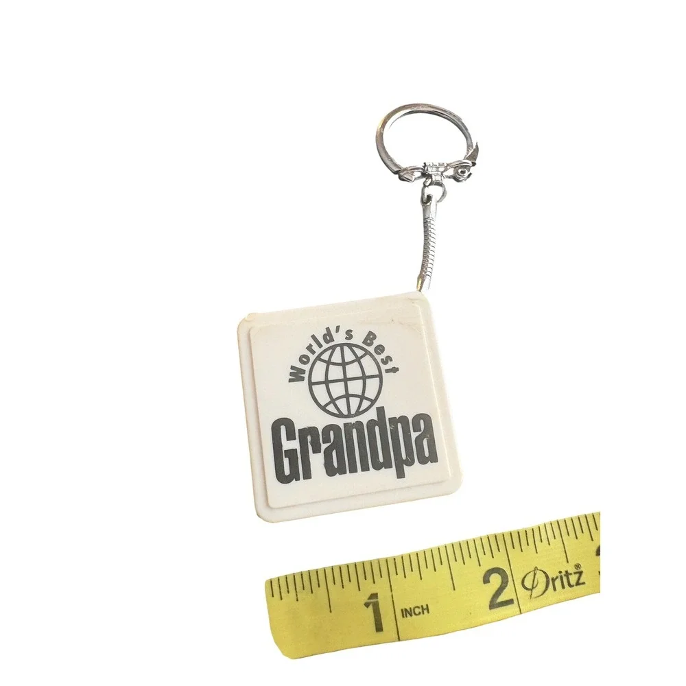 Vintage World's Best Grandpa White Plastic Keychain Key Ring Gift Souvenir